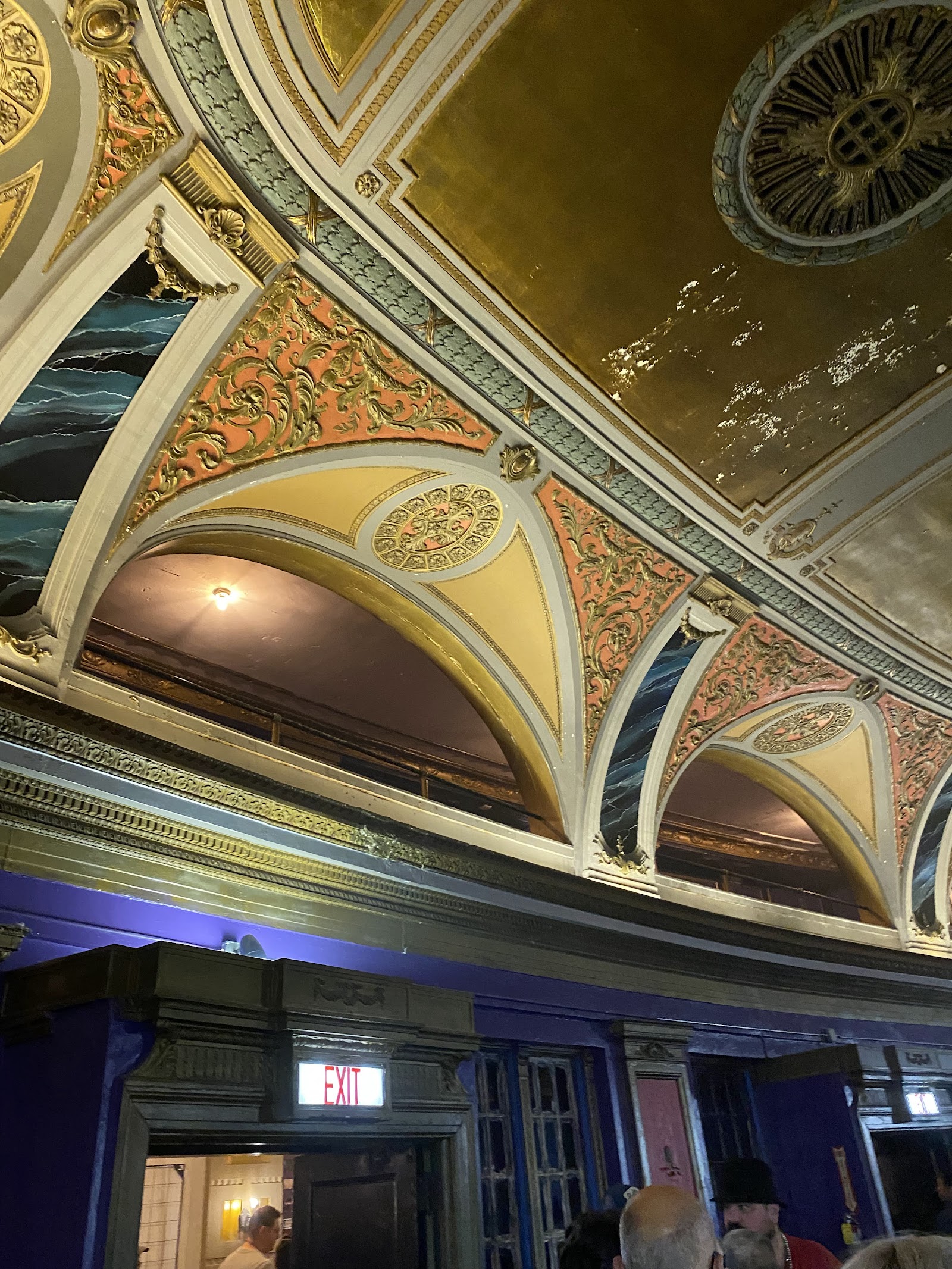 the-riviera-theatre-3