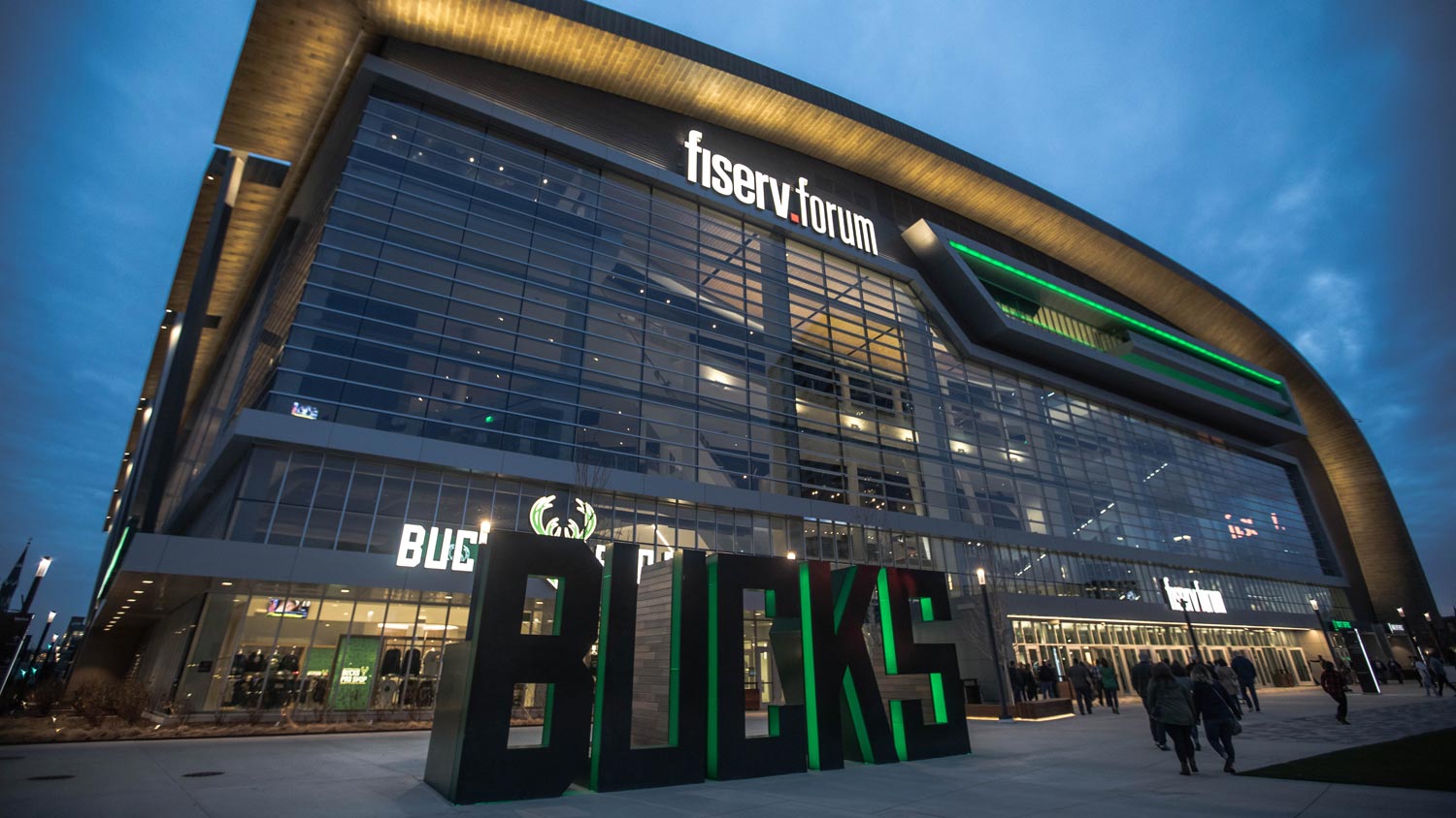 Fiserv Forum 4