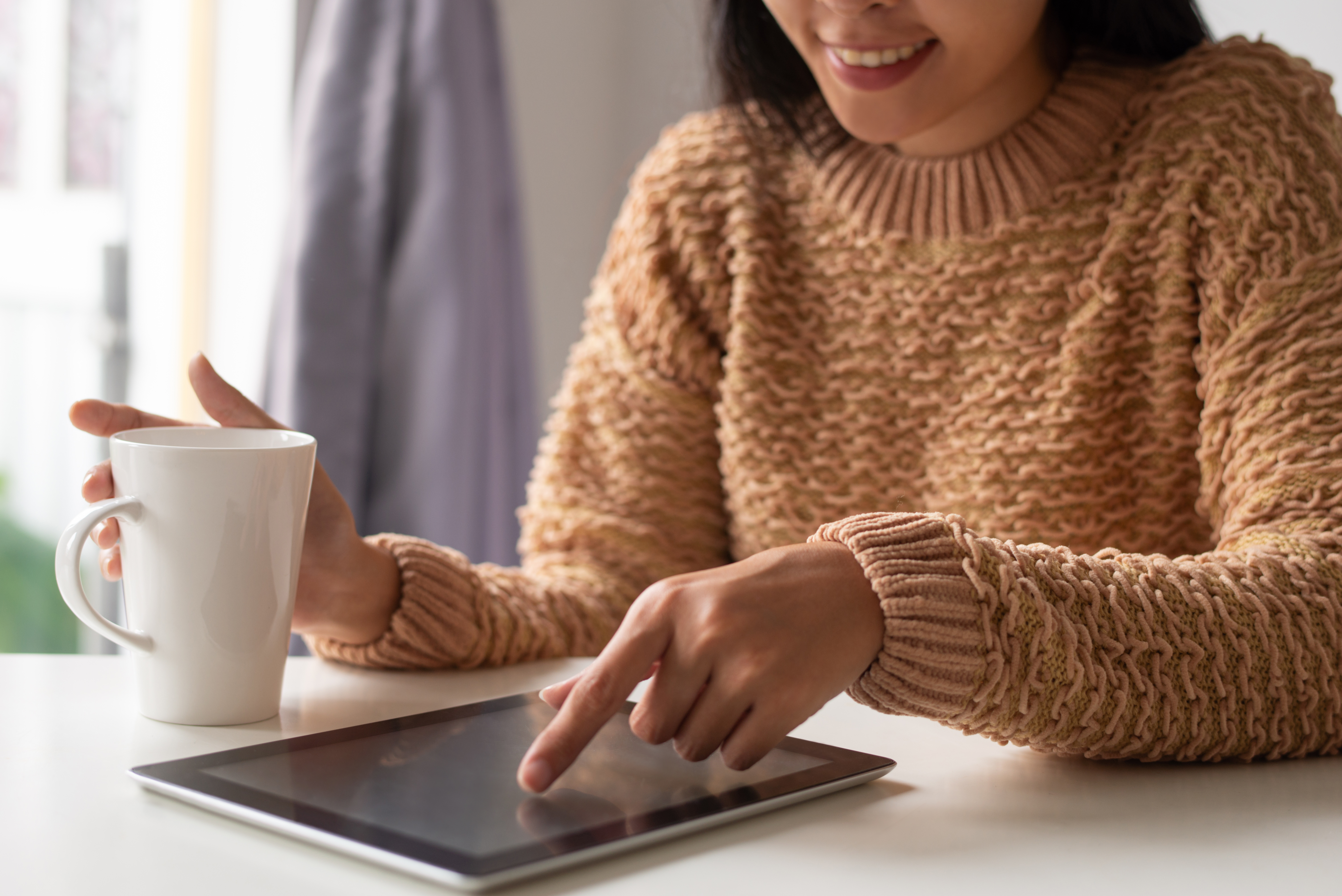 positive-target-specialist-viewing-online-statistics-tablet-1